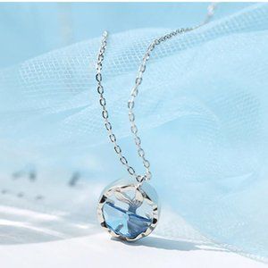 ✨NEW✨925 Sterling Silver Mermaid Tail Necklace!